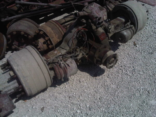 Differenziale coppia conica per Iveco EuroStar   Eurotech    tipo Rockwell 180E